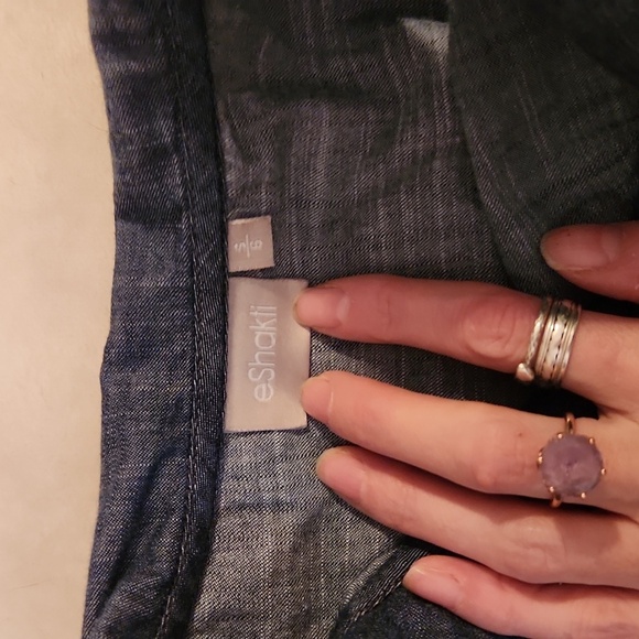 Eshakti chambray fir and flare dress - Picture 3 of 8